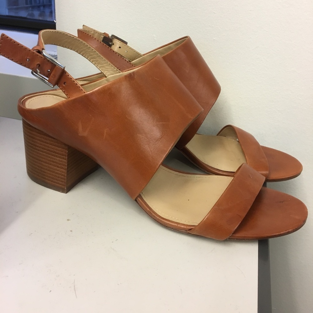 Leather Lafayette 148 sandals